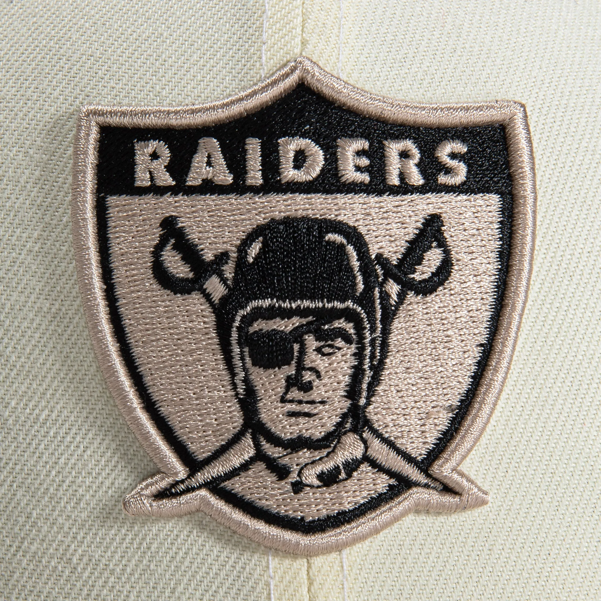 New Era  Chrome Las Vegas Raiders 50th Anniversary 59FIFTY Fitted Hat