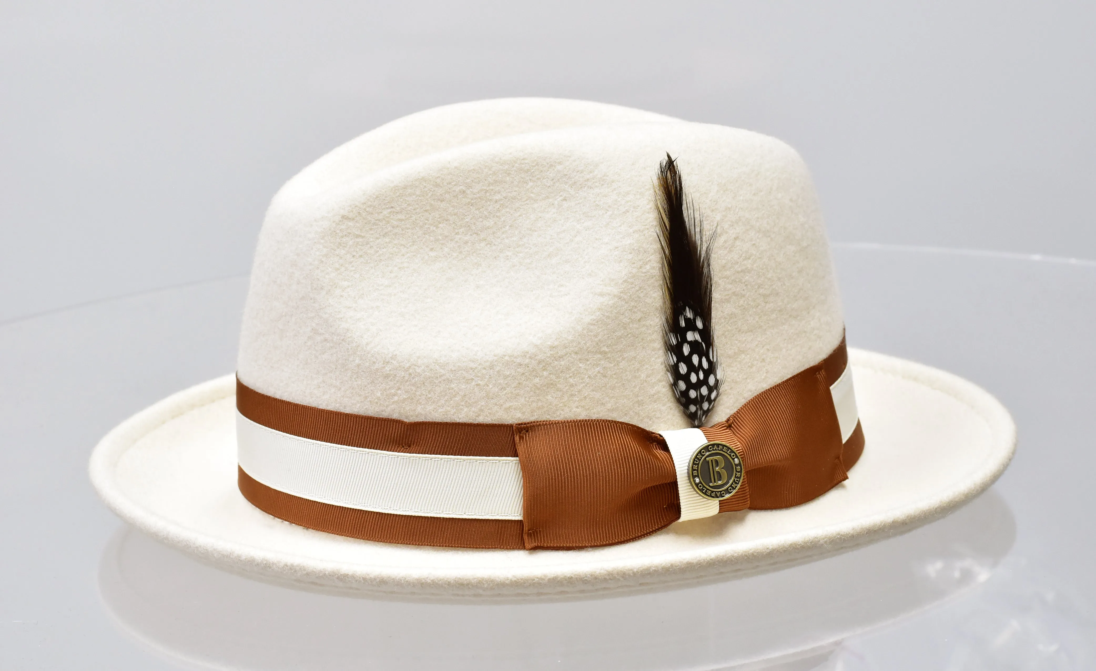 Old-World Charm Chapeau The Zane ZA-404 Bone/Cognac