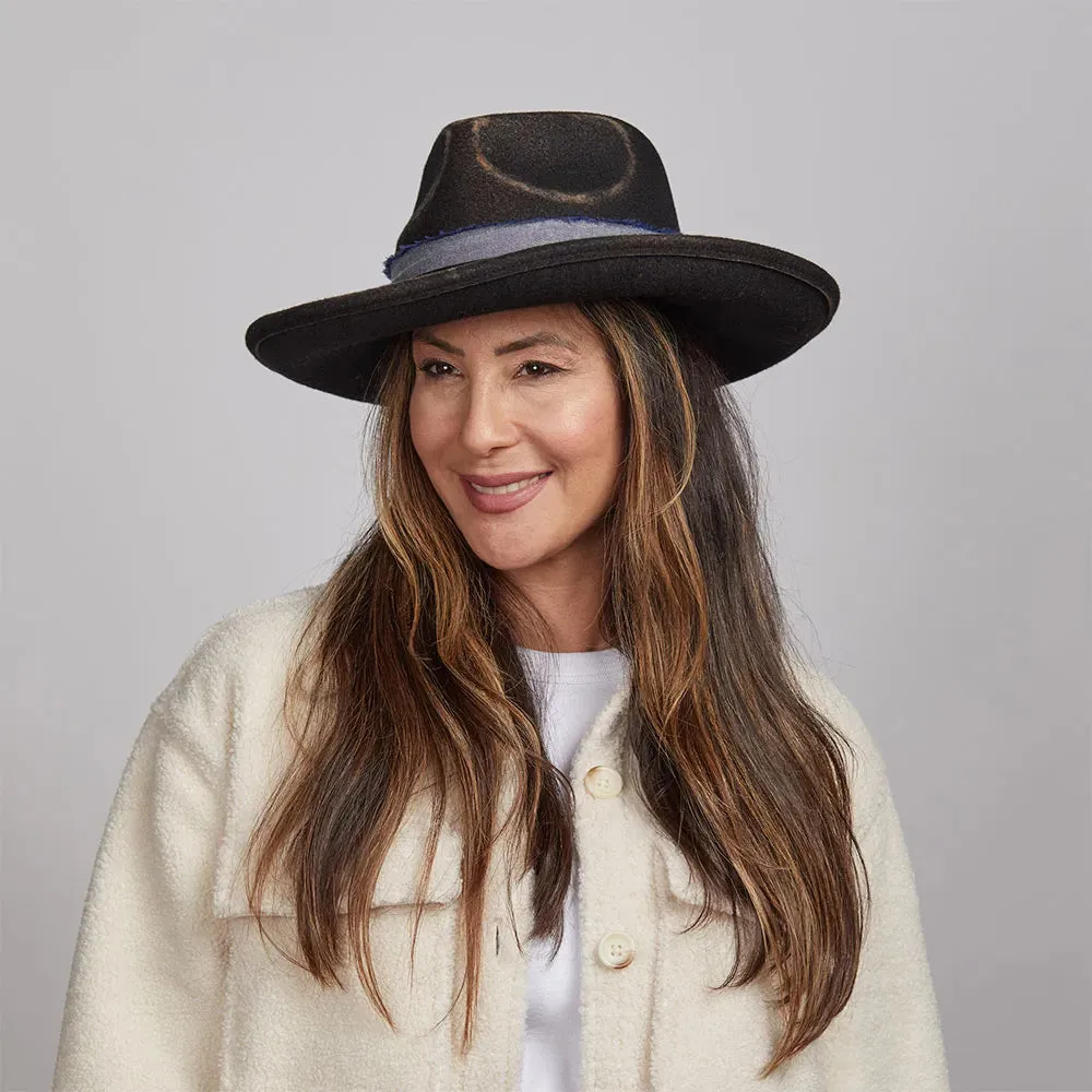 Small Town | Womens Black Wide Brim Felt Fedora Hat