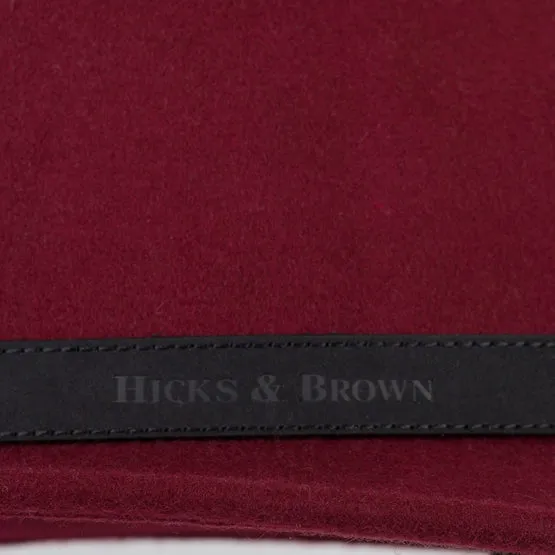 The Suffolk Fedora in Maroon (Bronze Feather)